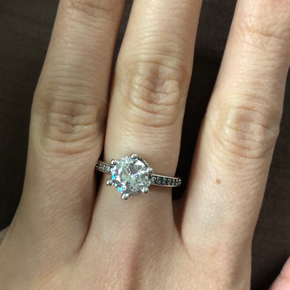 Diamond ring - Picture 7 of 8